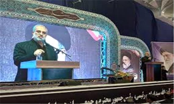 رئیس‌جمهور شهید بارها بر پرهیز از حاشیه و اختلاف تاکید داشتند